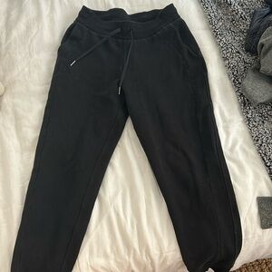 Lululemon Scuba Joggers Size 6